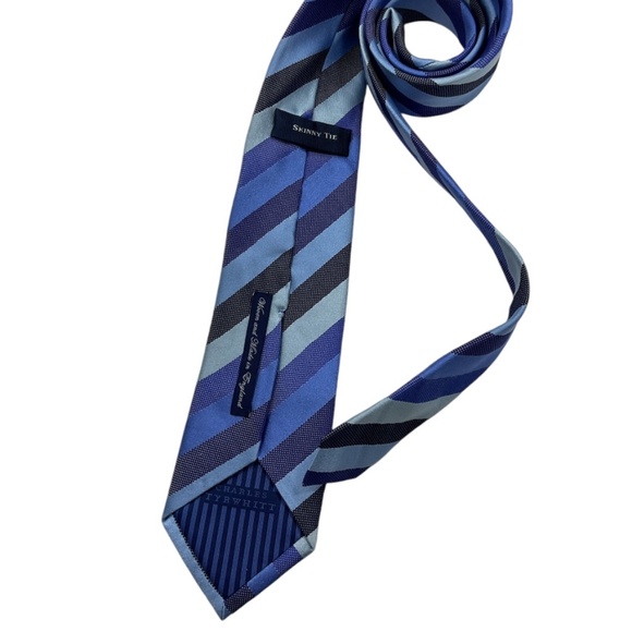 CHARLES TYRWHITT Blue Striped Silk LUXURY Tie HANDMADE ENGLAND - Picture 2 of 7